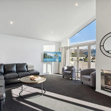 Alpine Retreat - 3 Bedroom